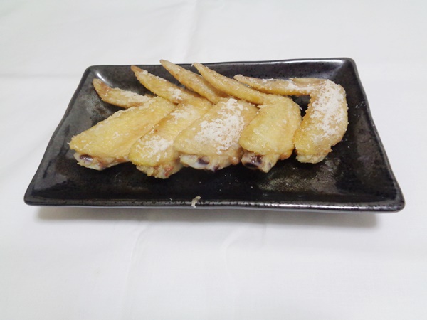 手羽先チキンの粗塩焼き