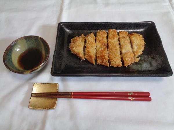 豚肉ロースの生パン粉揚げ(トンカツ)