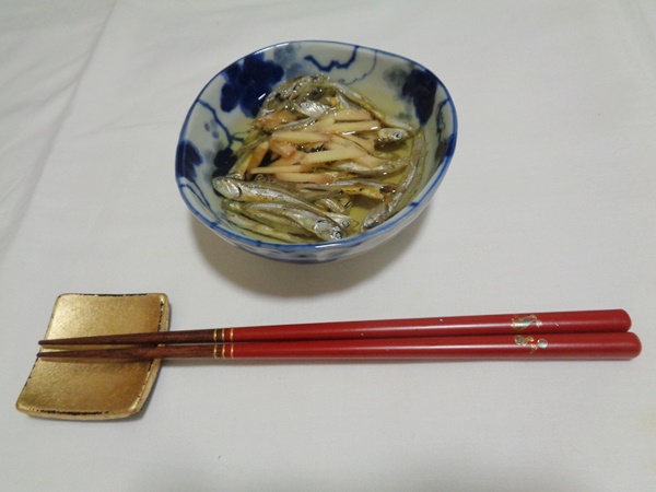 かたくちいわしの酢の物