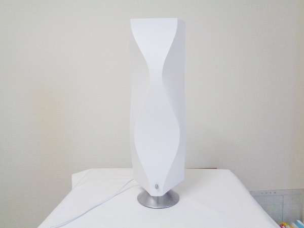 （広告）安眠できる寝室に模様替えできるテーブルランプ